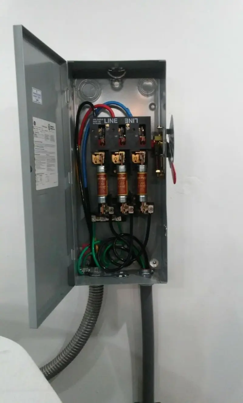 Three-phase disconnect switch installed for Electrical Wiring & Rewiring in Lower Oxford